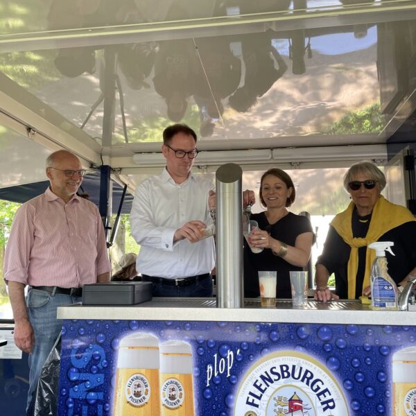 von links nach rechts,